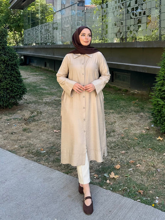 6105 Yanları Kuşaklı ve Yırtmaç Detaylı Rayon Kap